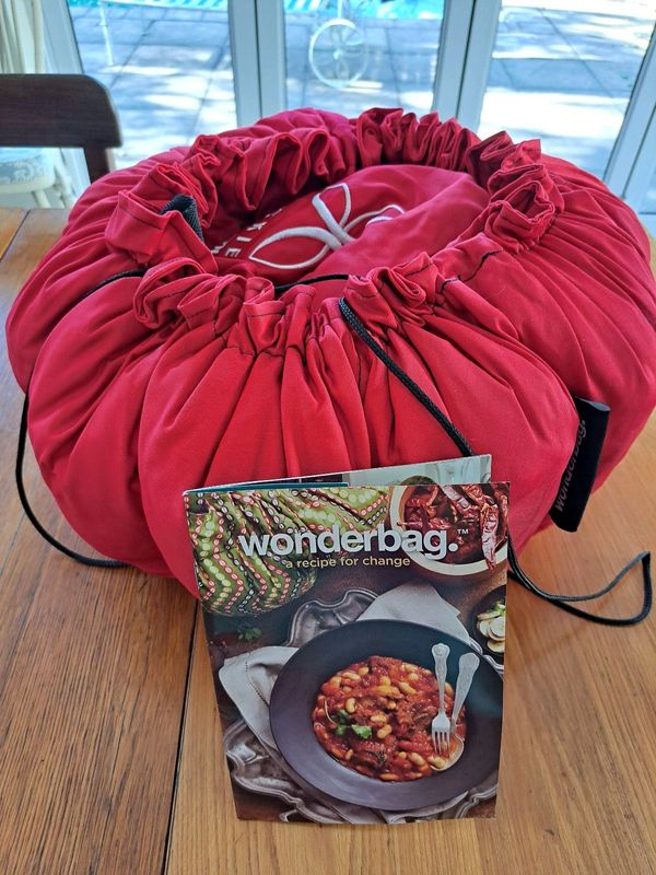 Large Wonderbag Heat Retaining Slow Cooker