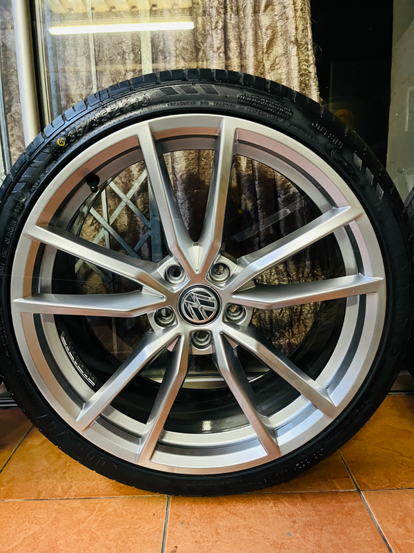 Golf 7 R Pretoria rims for sale