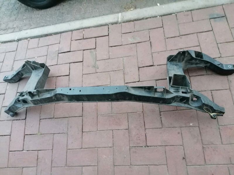 Mercedes-Benz V Class W447 Cradle For Sale 071 819 1733&#39;WhatsApp Kato Auto Spares