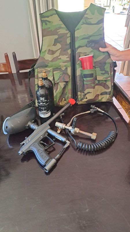 Spyder Xtra Custom Paintball Gun and Accessories
