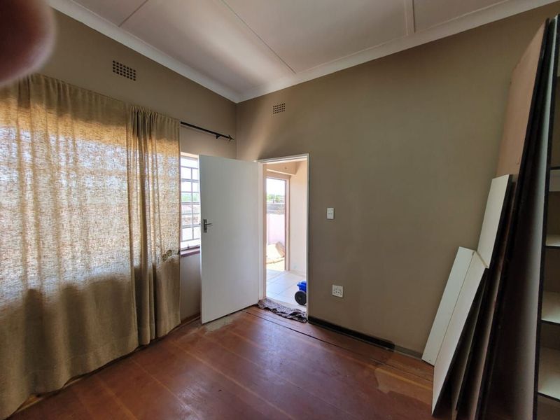 Private Room to Let in Roodepoort - NO SHARING