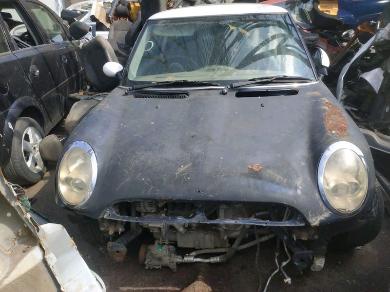 Mini Cooper R56 Stripping for Spares