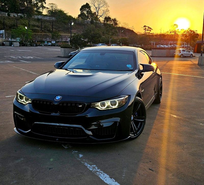 CLEANEST BMW M4 COUPE IN KZN!!!