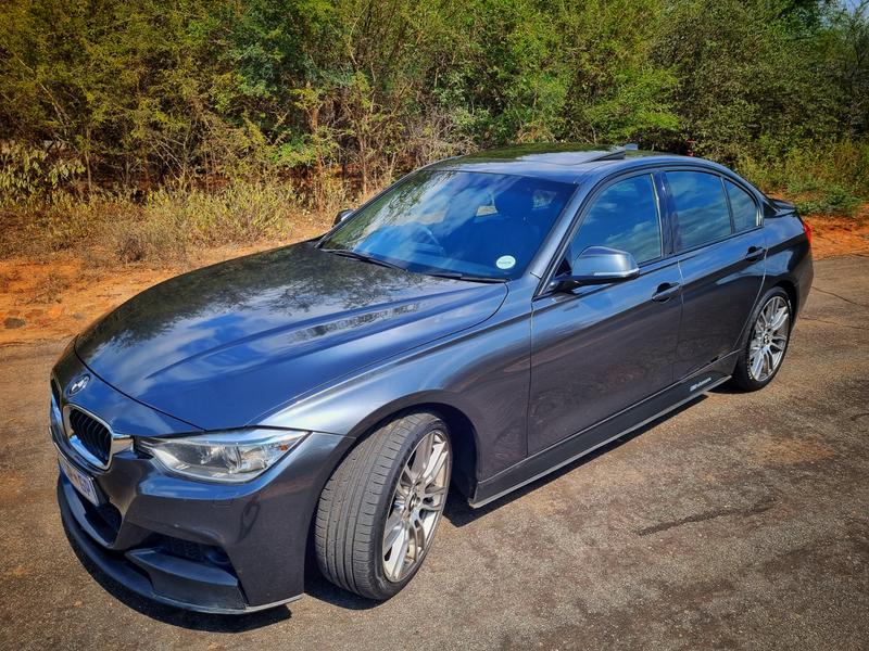 2013 BMW 320i M-SPORT  immaculate condition