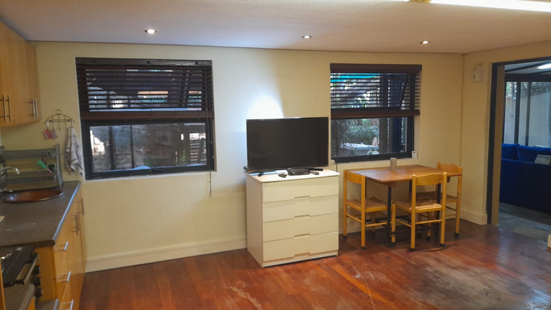 FISH HOEK CLOVELLY  FURNISHED APARTMENT FOR RENT