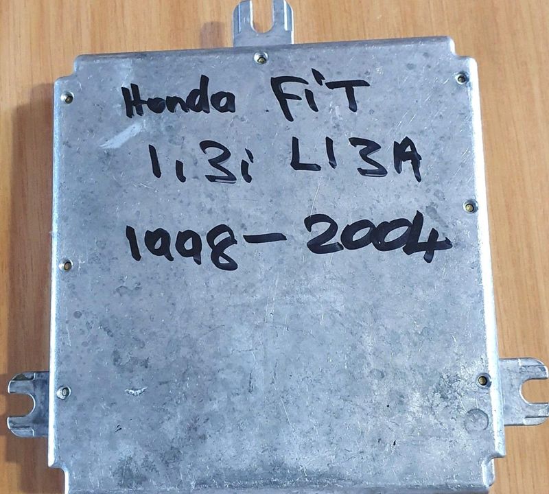Honda FIT 1.3i L13A Engine CDE 1998-2008 KEIHIN ECU part# 37820 PWA 903