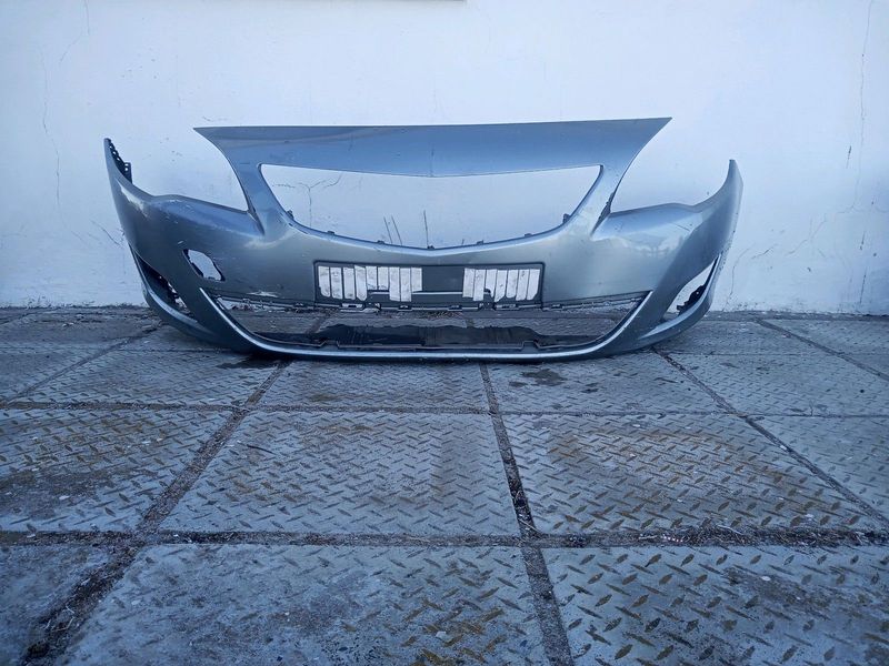 Opel Astra front bumper
