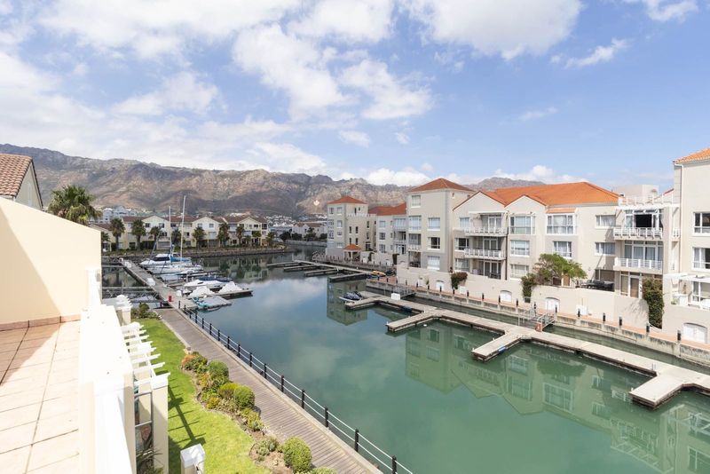 1 Bedroom apartment in Harbour Island For Sale