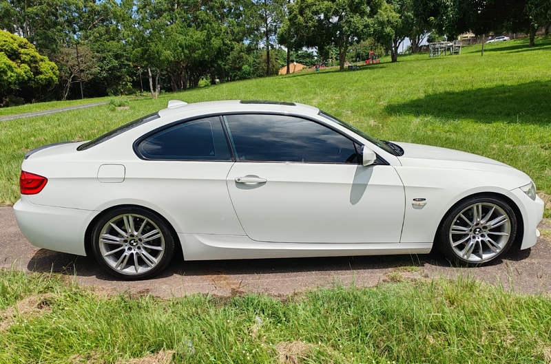 2011 BMW 3 Series Coupe Limited