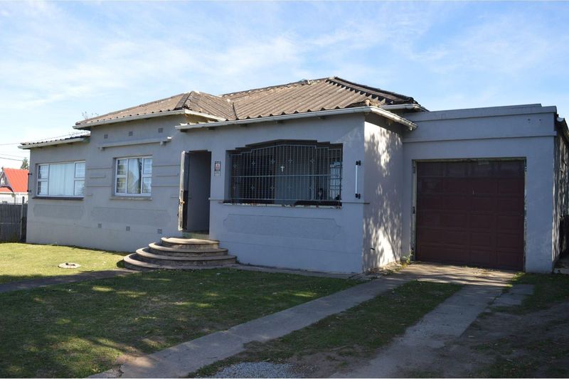 Spacious 3 Bedroom home for sale in Amalinda North, East London