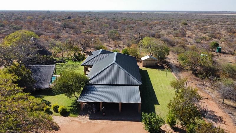 Magnificent GAME FARM for sale close to Vivo, Game included!
