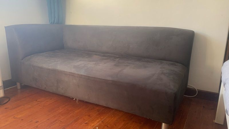 Robust 2 pce  Black L-shape couch