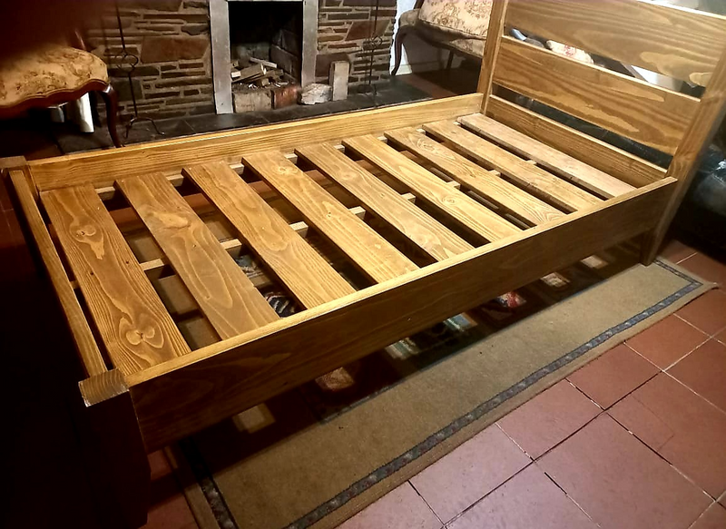 Bed base/Frame - Single, Solid Pine