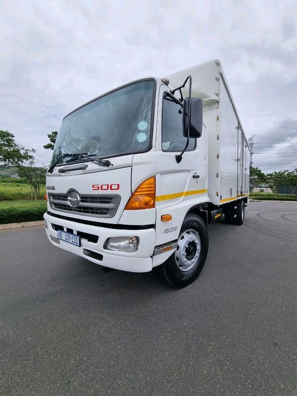 2007 toyota hino 500 8 Ton Volume Body/ Dropside