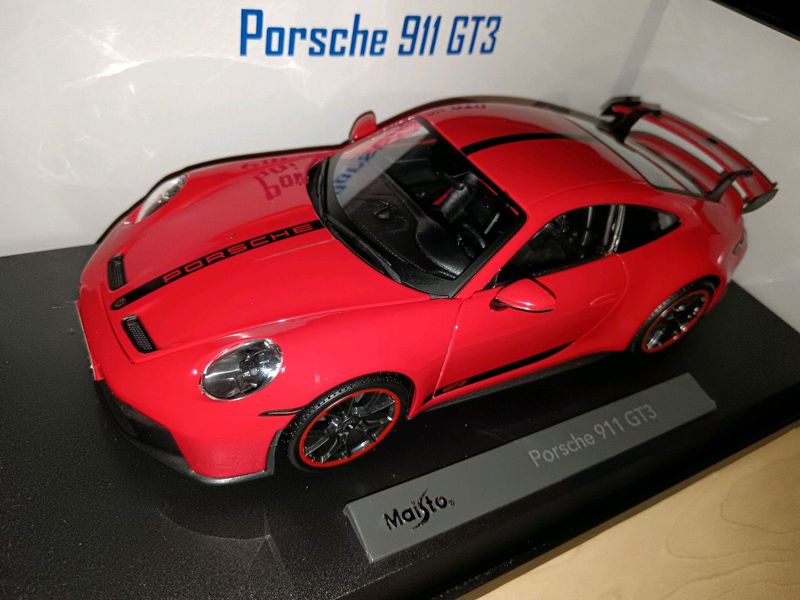 Porsche 911 GT3 die-cast model car