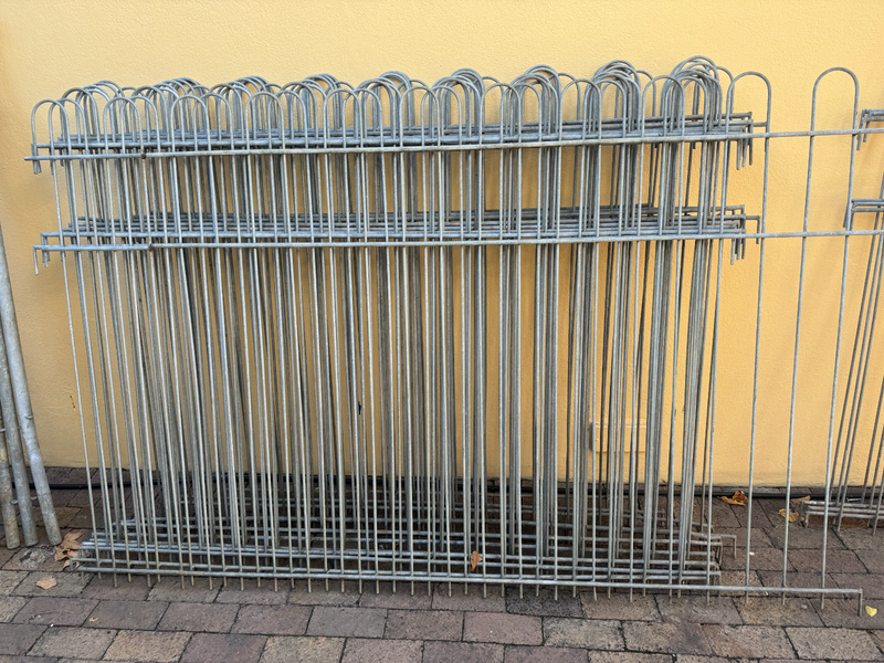 Galvanised Pool fence with gates
