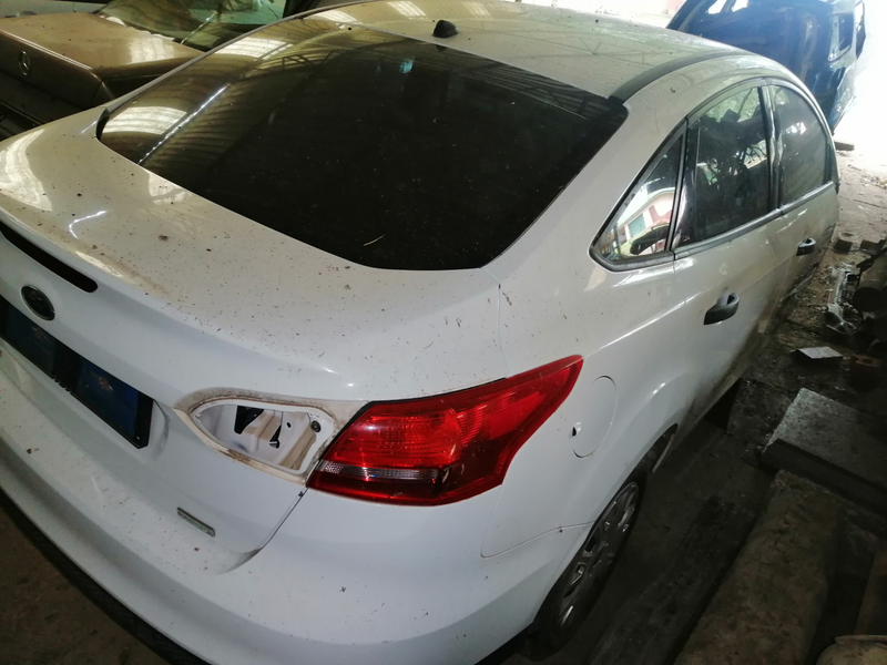 Ford Focus Sedan Body Only