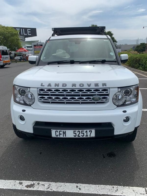 Land Rover Discovery 4 SDV6 HSE R250,000