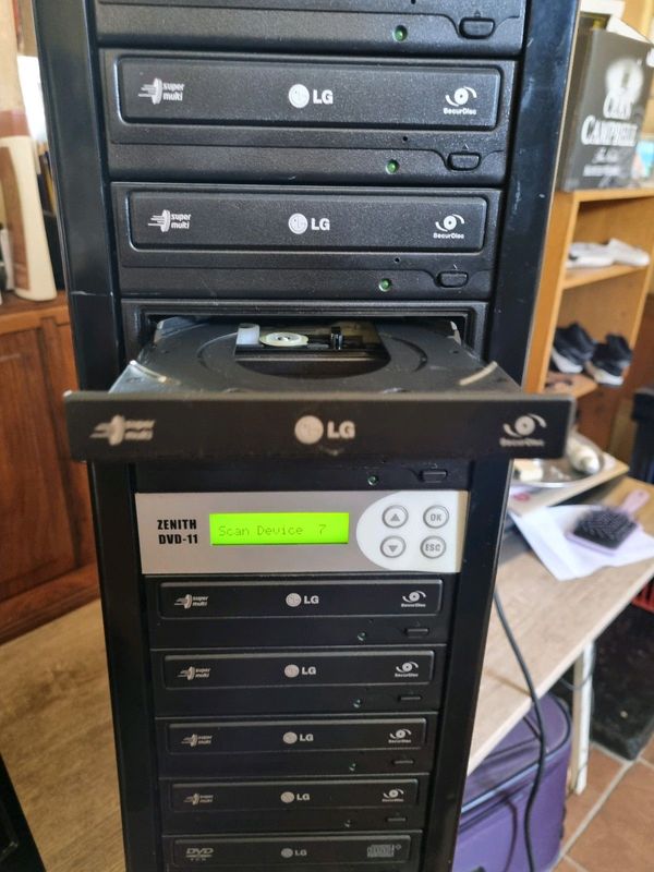 Zenith dvd 11 disc copier machine