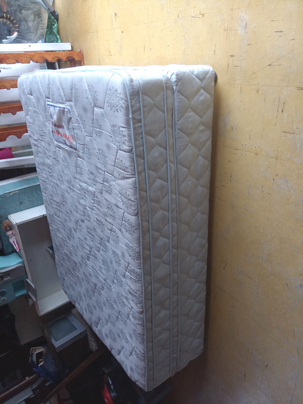 Used Double bed with R2300 in good condition