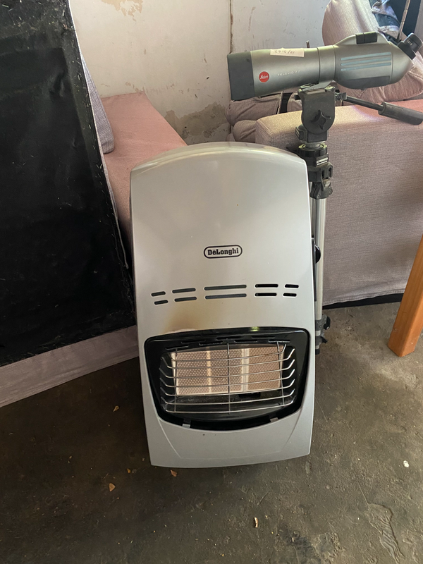 De Longhi 3 Panel Gas Heater