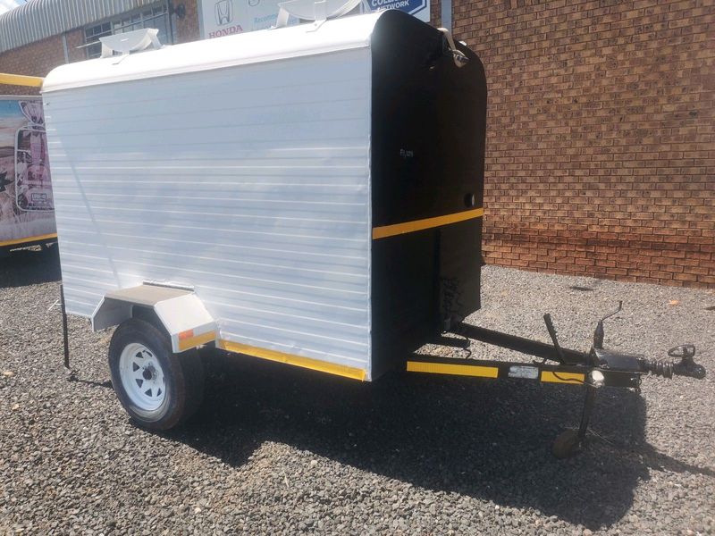 Carriage trailer for sale