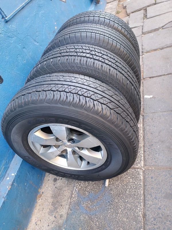 A Set of 16inches Toyota Fortuner