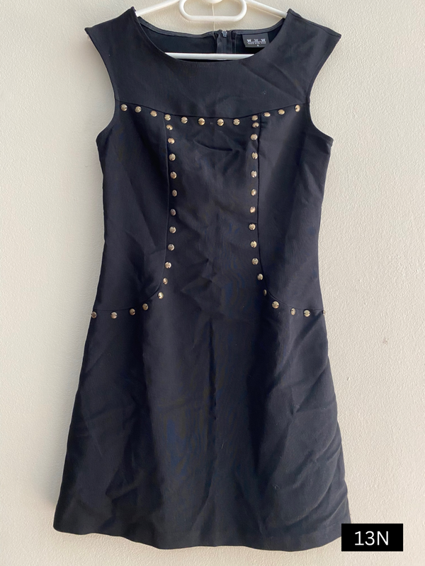 Black sleeveless mini dress, size 8, R120