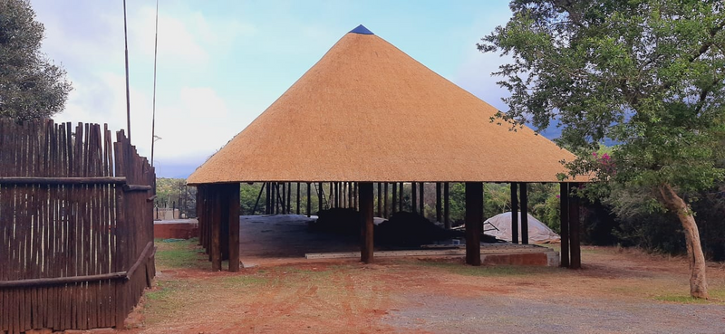 Sizanani Roof Thatching Services.