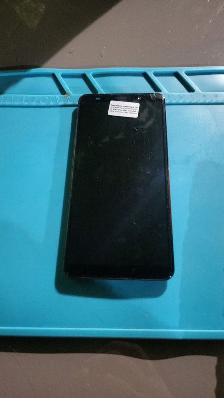Samsung Galaxy A7 2018 sm-a750f replacement lcd with frame