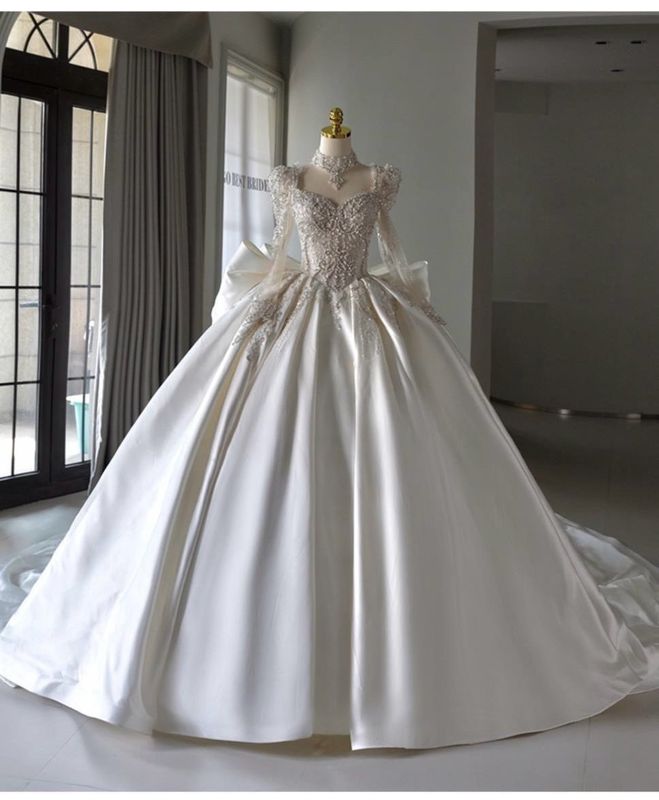 French-style wedding dress