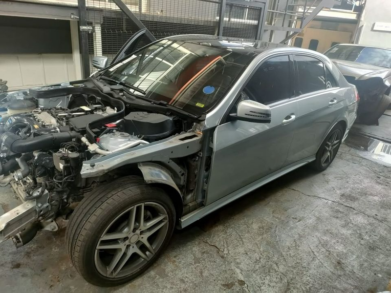 Mercedes-Benz W212 E200 stripping for spares