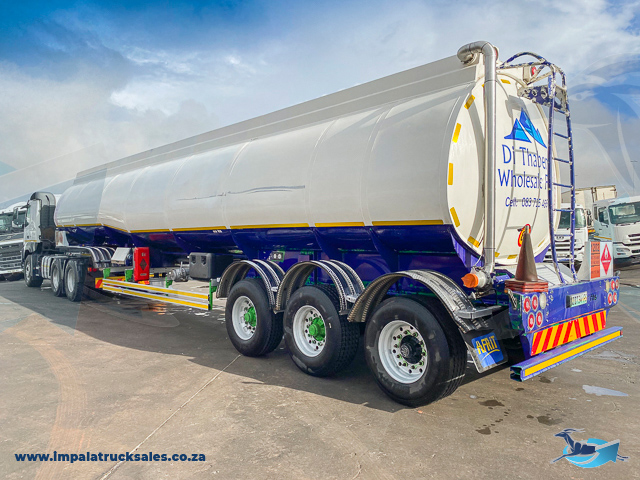 2015 Afrit CTS Fuel Tanker Tri Axle 50 000L trailer