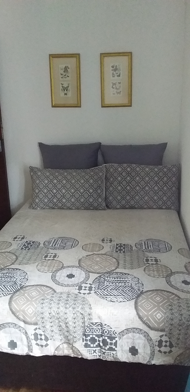 Fully Furnished Room to Rent Sunset Residence