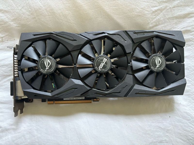 ASUS GTX 1070 8gig GPU for sale