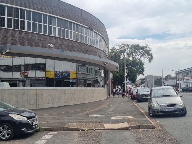 485m² Commercial To Let in Bulwer at R51.00 per m²