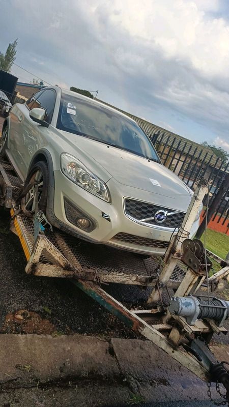 Volvo C30 Manual For Stripping