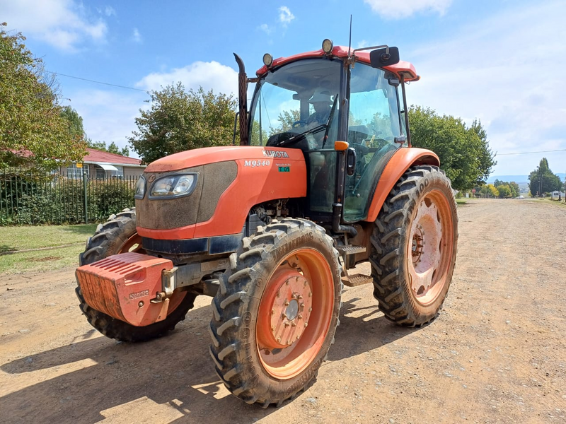 2018 Kubota M9540 Tractor