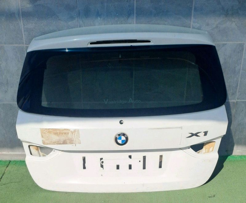 Bmw x1 tailgate