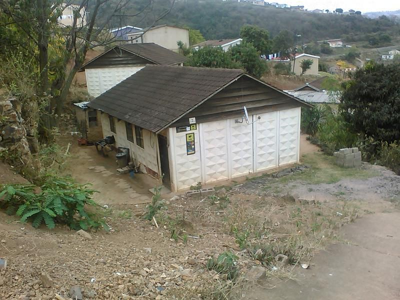 HOUSE FOR SALE KWADABEKA D - R235 000 CASH ONLY