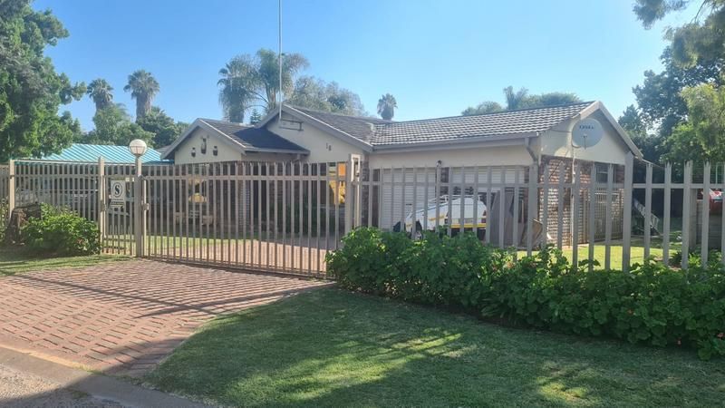 Renovated 4-bedroom house FOR SALE in the tranquil Penina Park, Polokwane