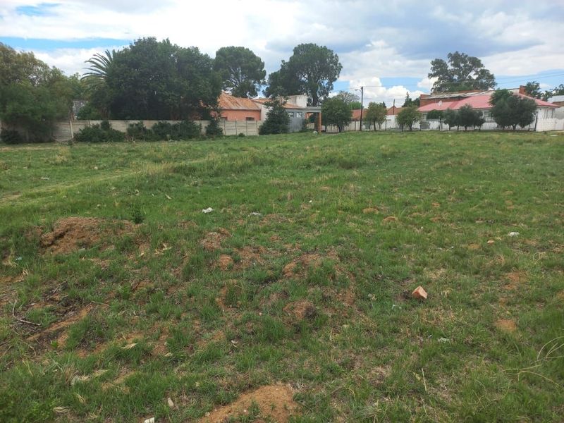 Vacant land for Sale.