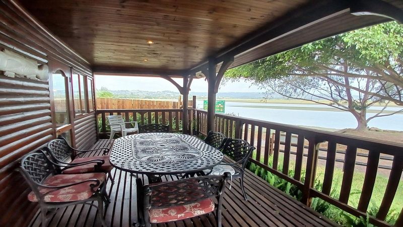 On the Knysna Lagoon water front - Holiday complex Chalet