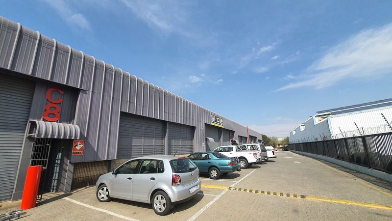 551m² Industrial To Let in Selby at R47.00 per m²