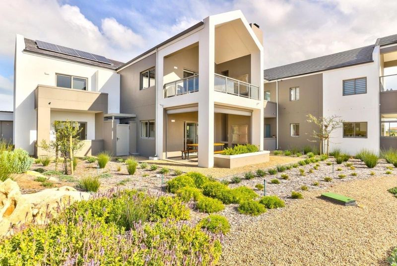 Luxury Chardon Village Apartment within the Exclusive Langebaan Country Estate.