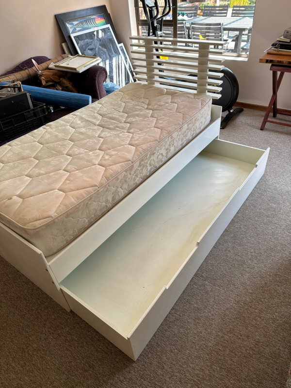 Single Bed Frame with Trundle Bed