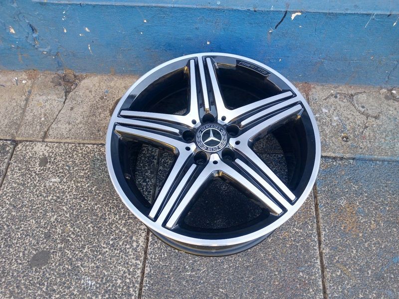 one Spare wheel 18inches AMG Rims