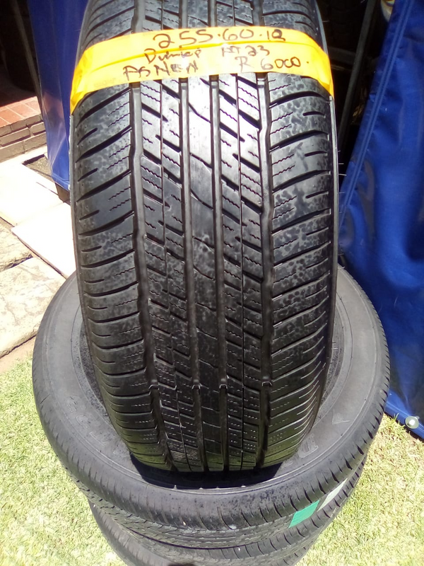 4xDunlop Grandtrek AT23 tyres 255/60/18 As new!!!