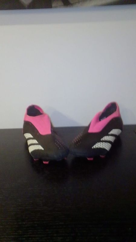 Adidas Predator Football Boots