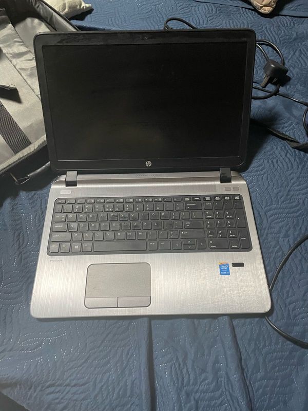 HP Probook i7 laptop with laptop bag